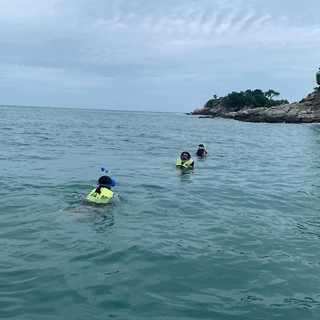 ลุงดำฮัทบีช Hotel Koh Samet Exterior photo