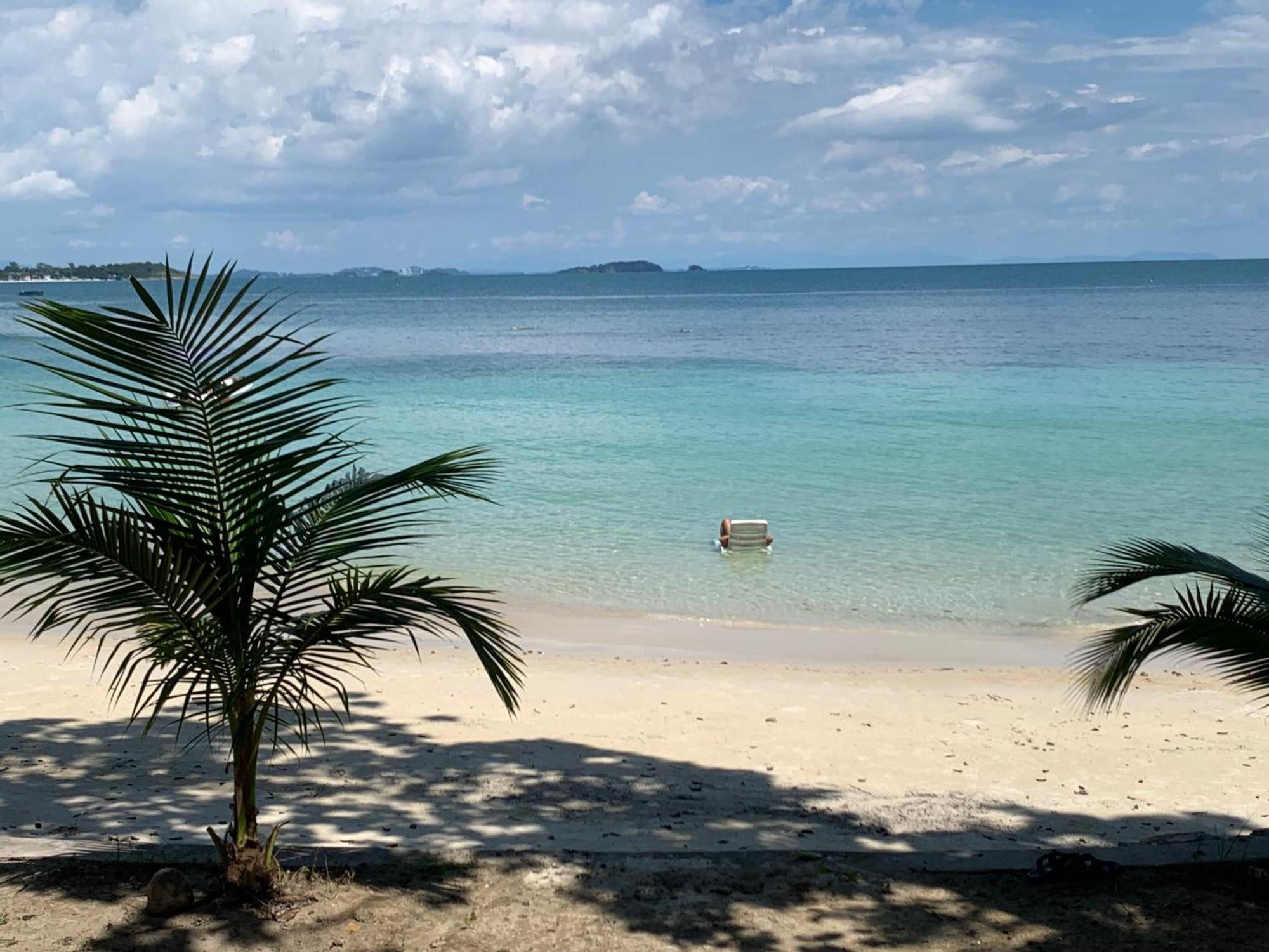 ลุงดำฮัทบีช Hotel Koh Samet Exterior photo